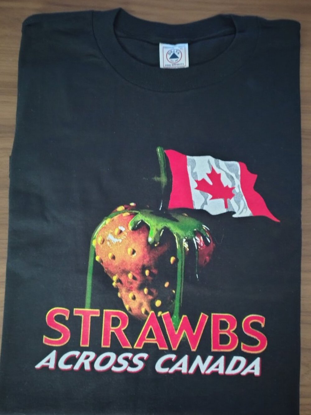 * NEW * Strawbs 2009 Across Canada tour t-shirt